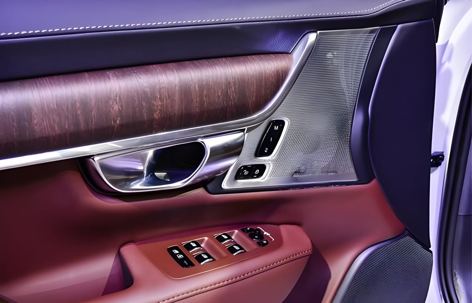 Hệ thống loa âm thanh cao cấp Bowers Wilkins trên Volvo S90