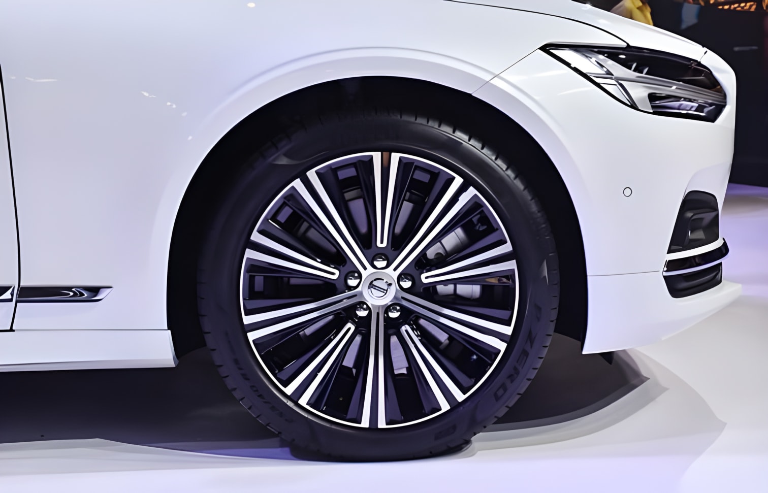 La-zăng mâm xe hợp kim Volvo S90 thiết kế thể thao